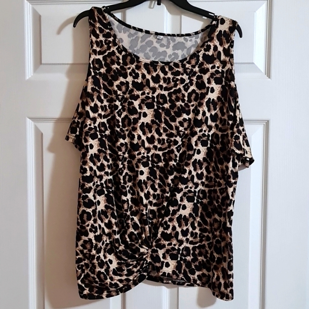 Shein ladies animal print top size 3xl